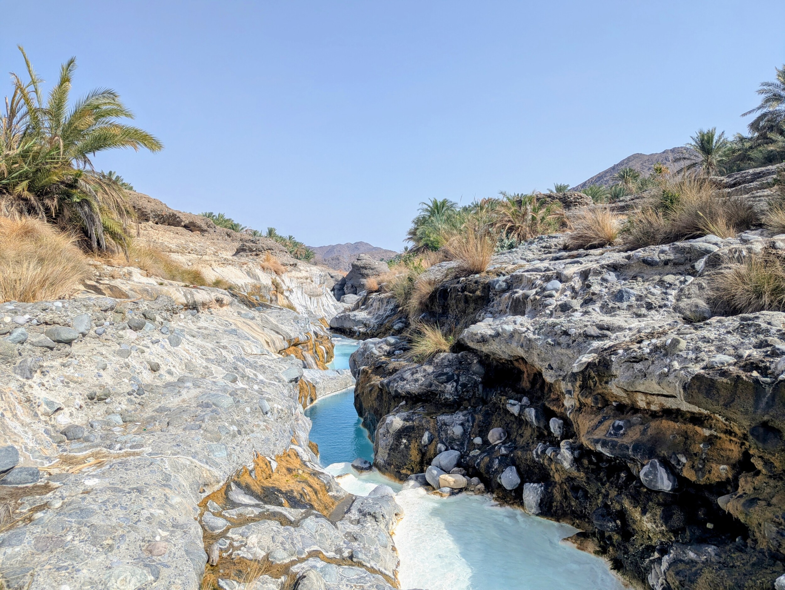 Van Blauw naar wit - Wadi Hoqain Oman