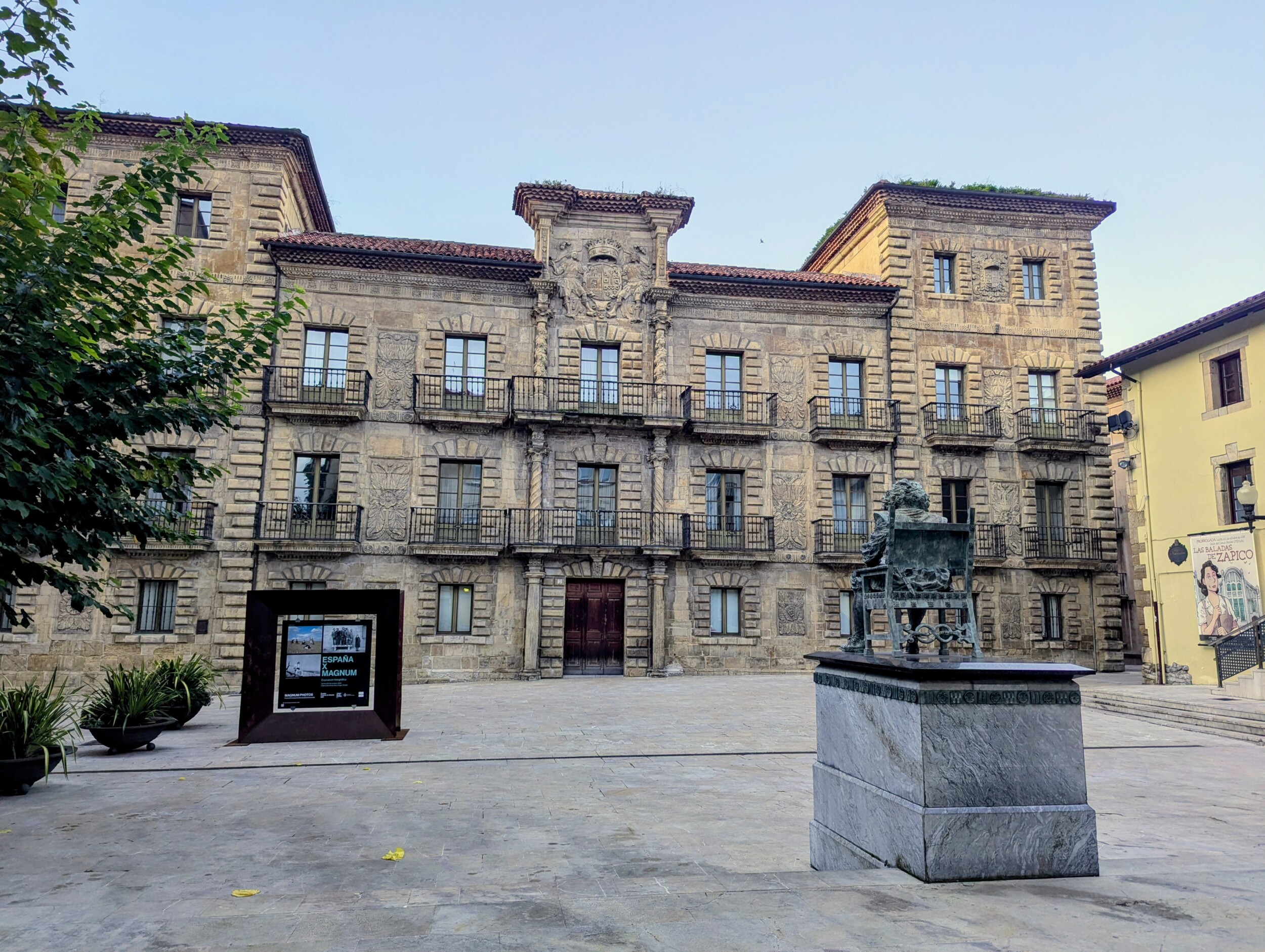 Aviles hoogtepunten Palacio de Camposagrado - Asturias Spanje